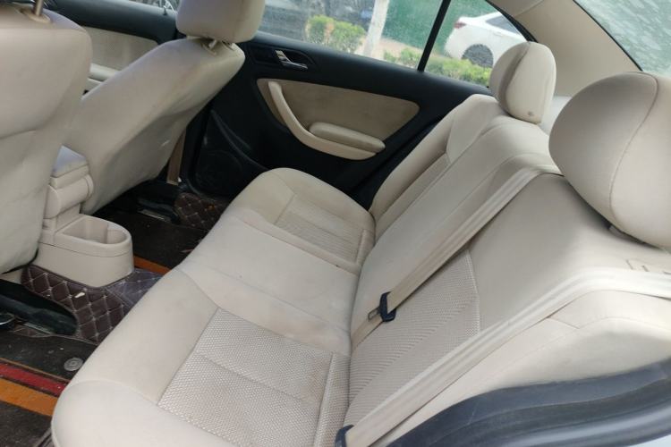 Used Volkswagen Lavida 2011 1.6L Automatic PinYou Edition Left Rear Seat