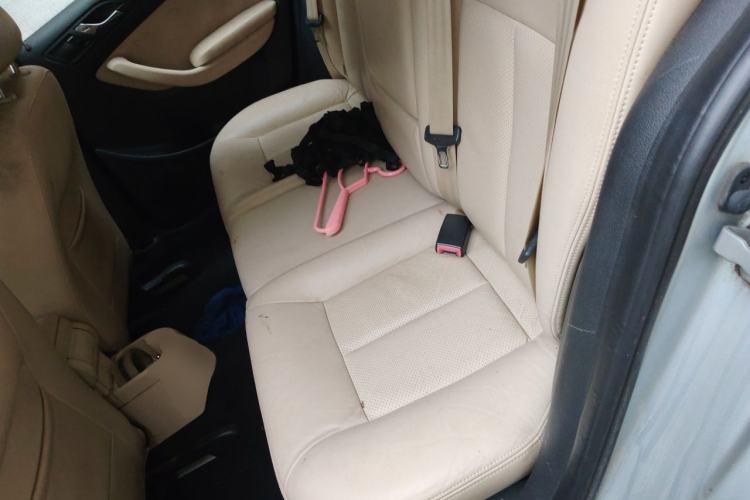 Used Volkswagen Lavida 2011 1.6L Automatic Premium Edition Left Rear Seat