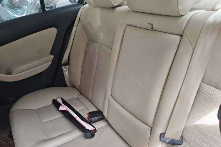 Used Volkswagen Lavida 2011 1.4 TSI DSG Prestige Edition Left Rear Seat