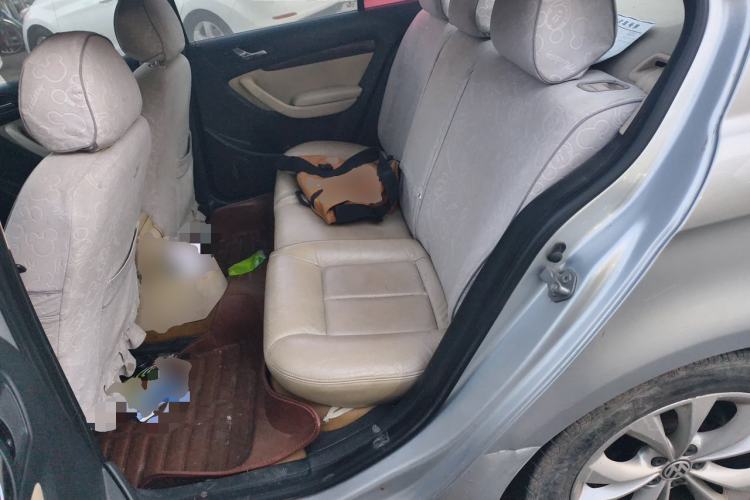 Used Volkswagen Lavida 2011 1.6L Automatic Pinxuan Edition Left Rear Seat