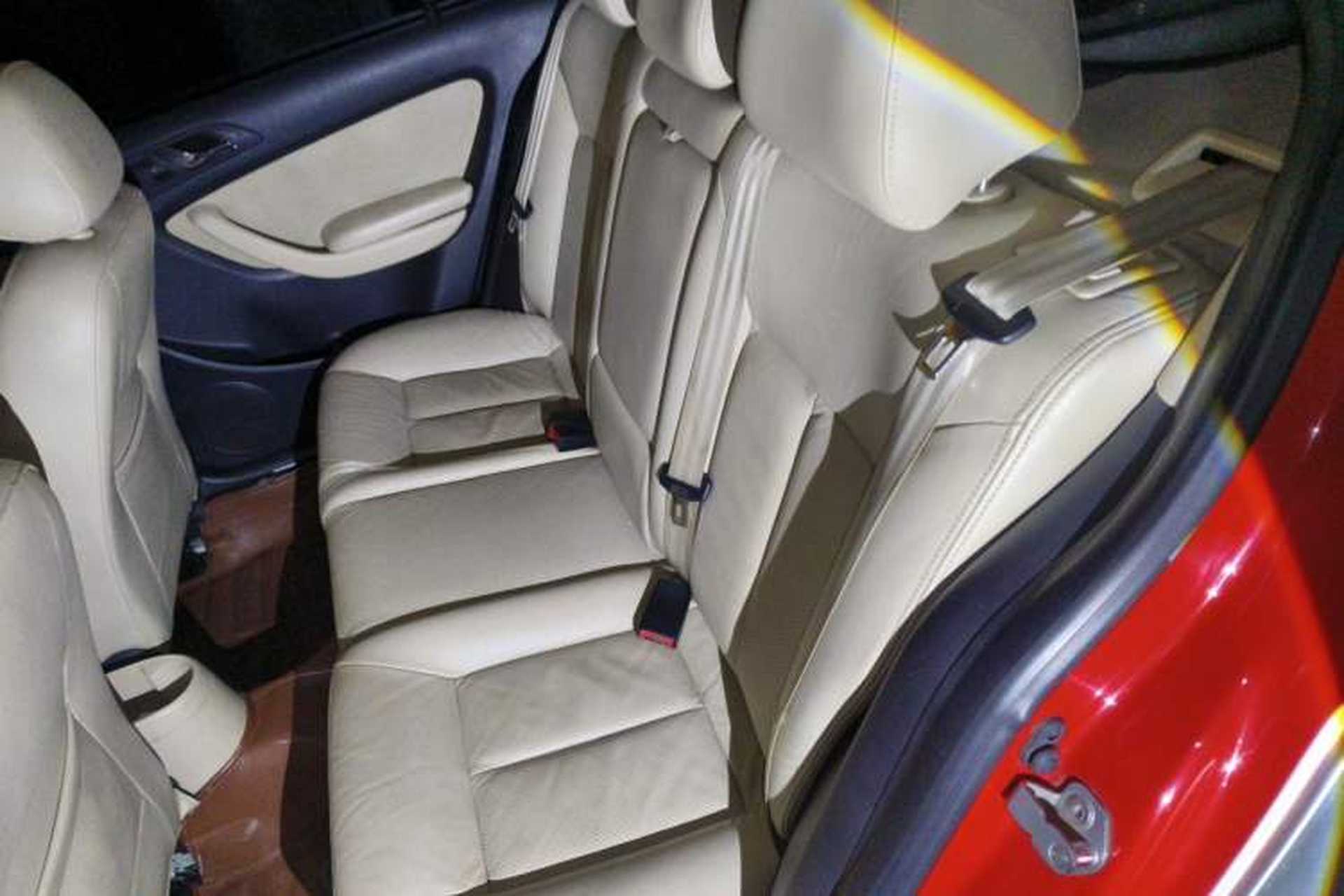 Used Volkswagen Lavida 2011 1.6L Automatic Premium Edition Left Rear Seat