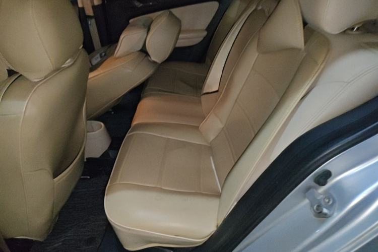 Used Volkswagen Lavida 2011 1.6L Automatic Premium Edition Left Rear Seat