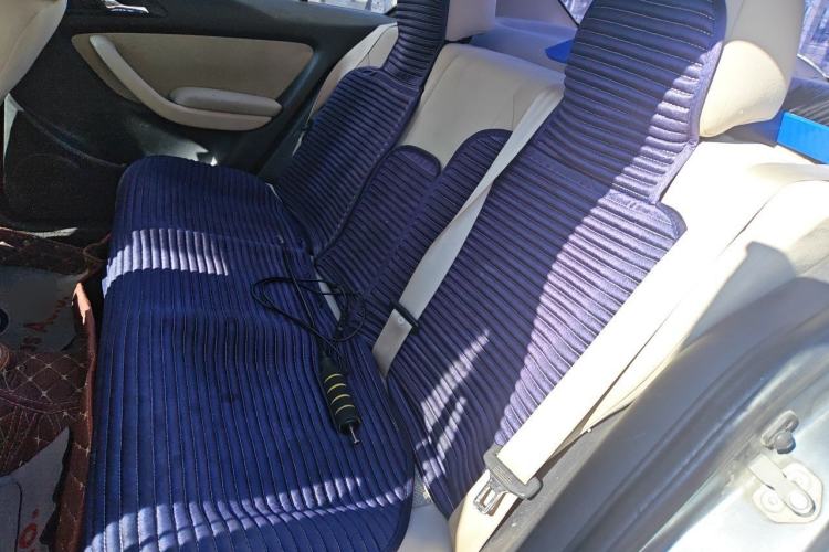 Used Volkswagen Lavida 2011 1.6L Automatic PinYou Edition Left Rear Seat