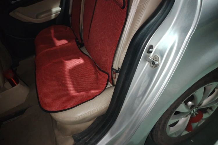 Used Volkswagen Lavida 2011 1.6L Automatic Pinxuan Edition Left Rear Seat