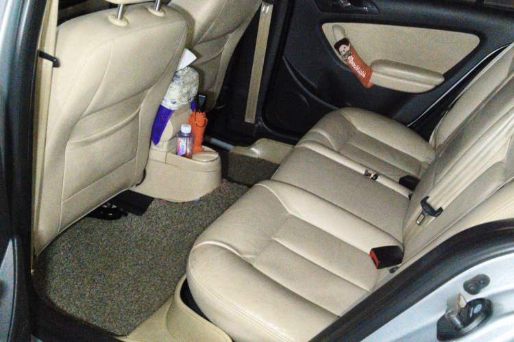 Used Volkswagen Lavida 2011 1.6L Manual - Premium Edition Left Rear Seat