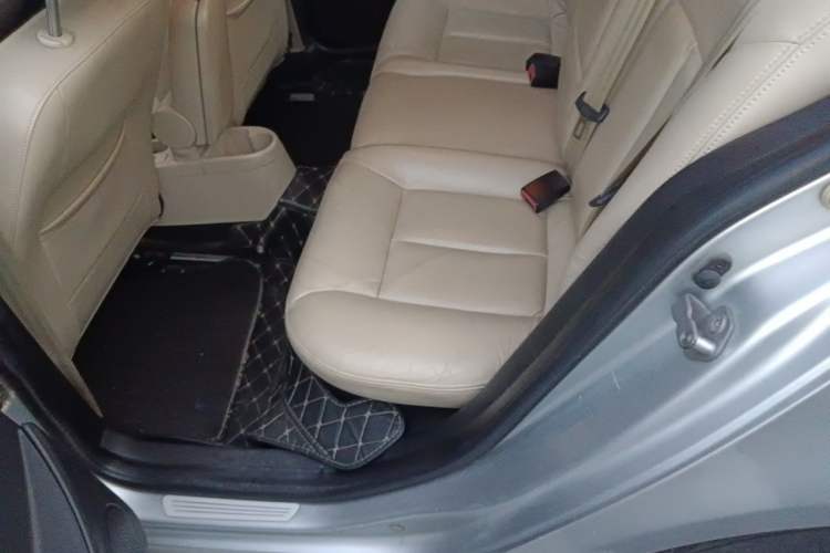 Used Volkswagen Lavida 2011 1.4 TSI Manual Prestige Edition Left Rear Seat