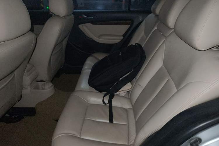 Used Volkswagen Lavida 2011 1.4 TSI DSG Prestige Edition Left Rear Seat