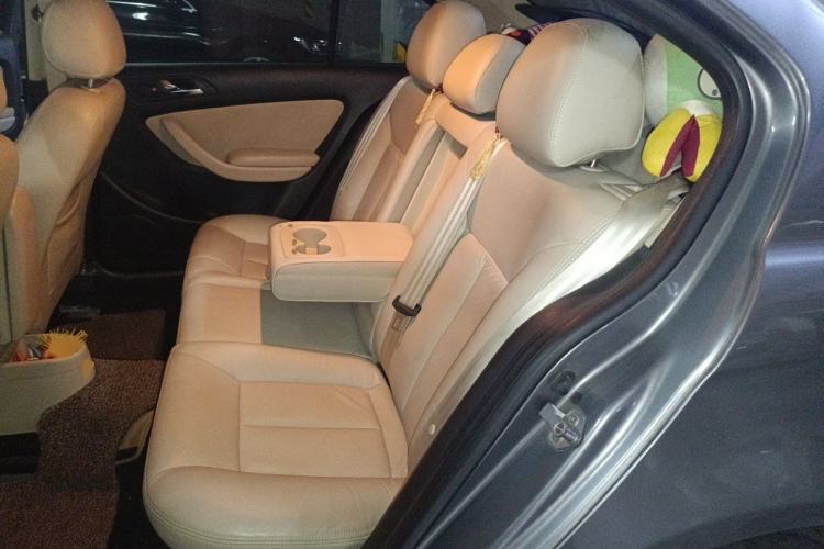 Used Volkswagen Lavida 2011 1.6L Automatic Premium Edition Left Rear Seat