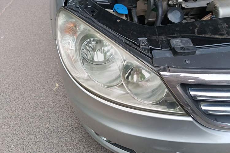 Used Volkswagen Lavida 2011 1.4 TSI DSG Prestige Edition Right Front Headlight