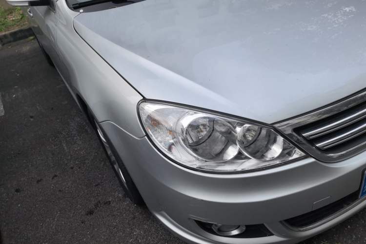 Used Volkswagen Lavida 2011 1.6L Automatic PinYou Edition Right Front Headlight