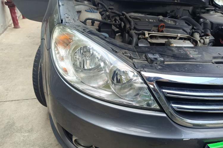 Used Volkswagen Lavida 2011 1.4 TSI DSG Prestige Edition Right Front Headlight