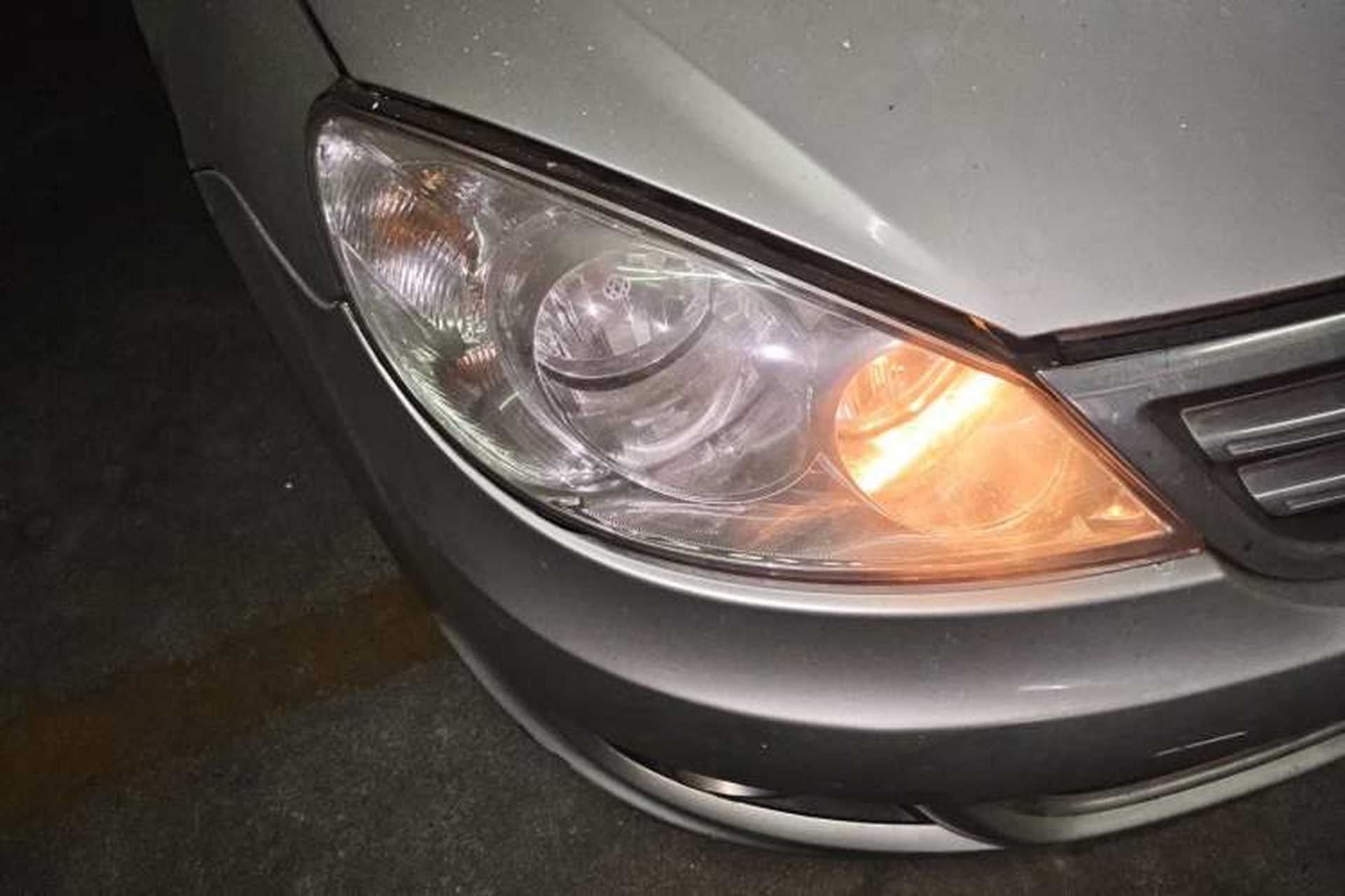 Used Volkswagen Lavida 2011 1.6L Automatic Premium Edition Right Front Headlight