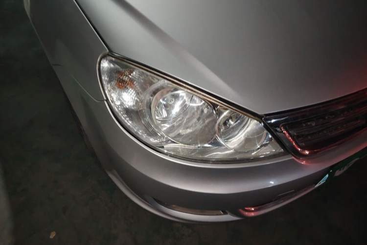 Used Volkswagen Lavida 2011 1.6L Automatic Pinxuan Edition Right Front Headlight