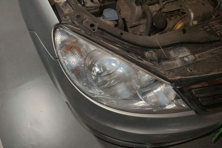 Used Volkswagen Lavida 2011 1.4 TSI DSG Prestige Edition Right Front Headlight