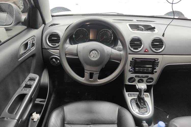 Used Volkswagen Lavida 2011 1.4 TSI DSG Prestige Edition Steering Wheel