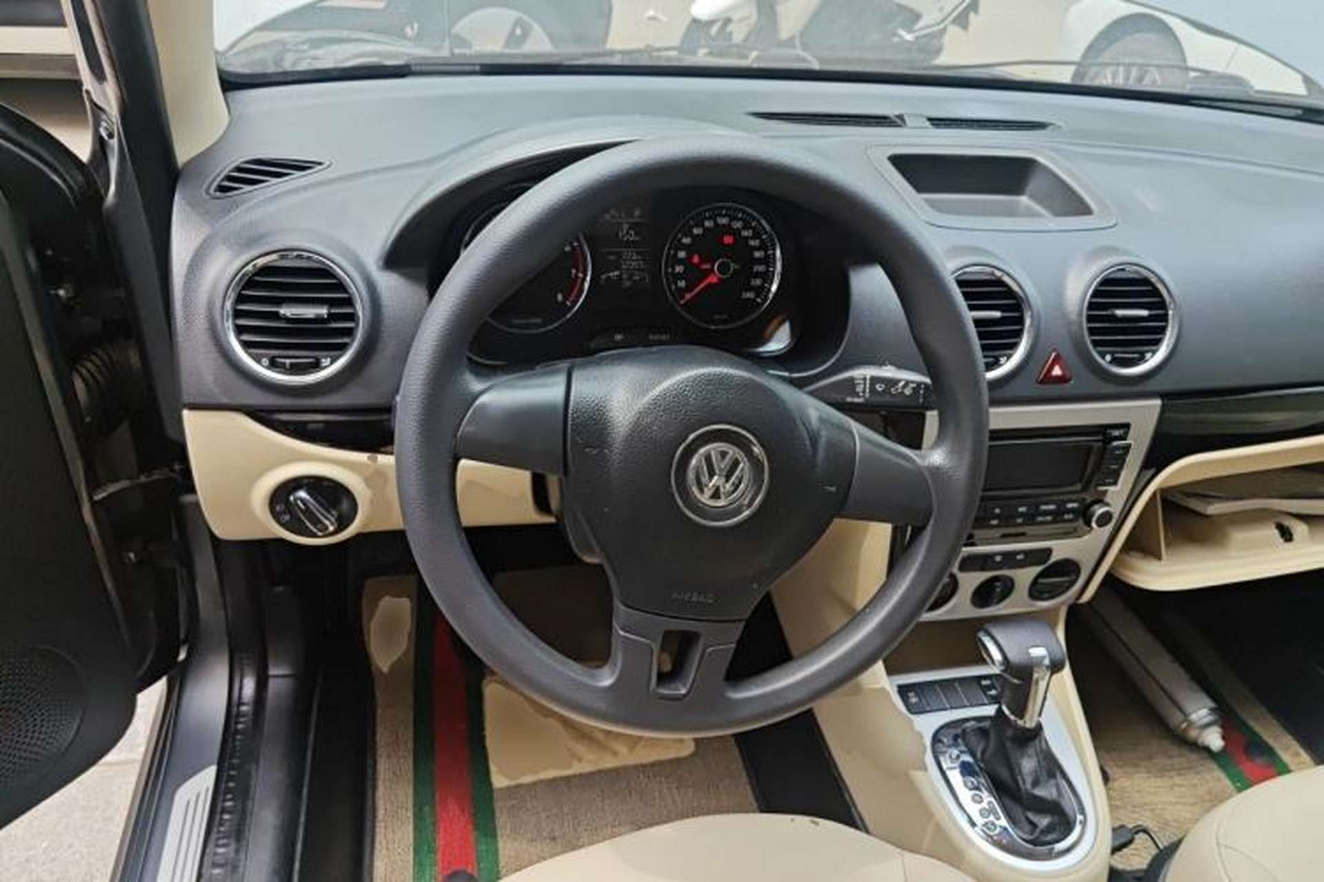 Used Volkswagen Lavida 2011 1.4 TSI DSG Prestige Edition Steering Wheel