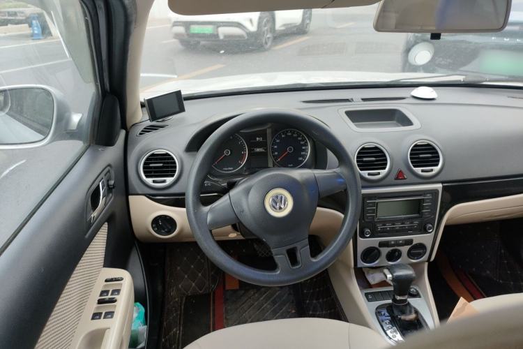 Used Volkswagen Lavida 2011 1.6L Automatic PinYou Edition Steering Wheel