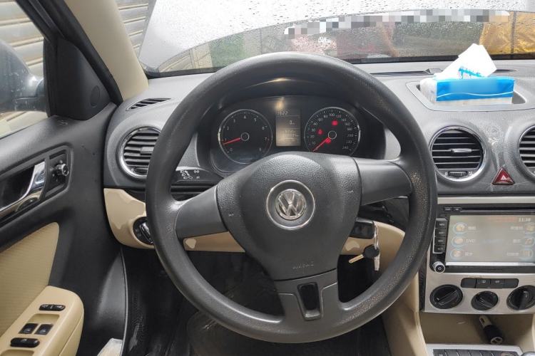 Used Volkswagen Lavida 2011 1.4 TSI Manual Prestige Edition Steering Wheel