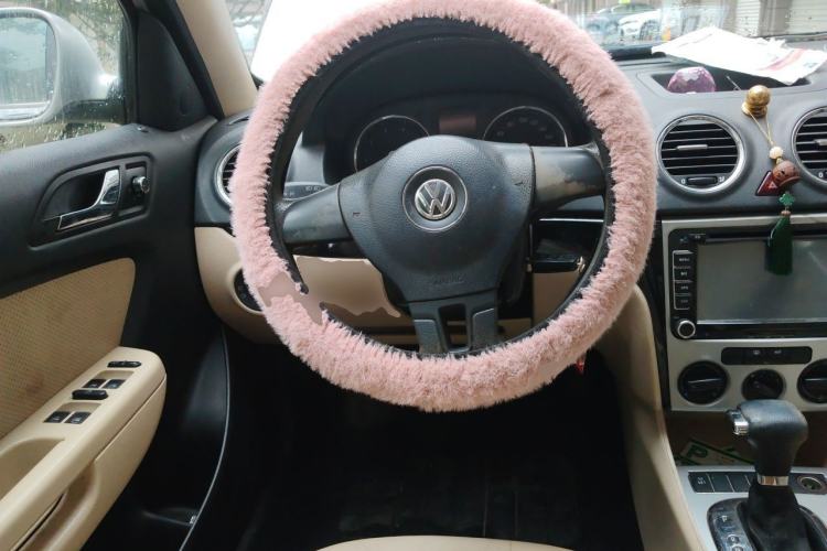 Used Volkswagen Lavida 2011 1.6L Automatic Premium Edition Steering Wheel