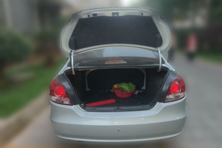 Used Volkswagen Lavida 2011 1.6L Automatic PinYou Edition Trunk