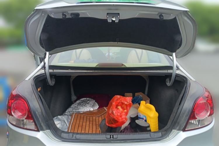 Used Volkswagen Lavida 2011 1.6L Manual Joy Version Trunk