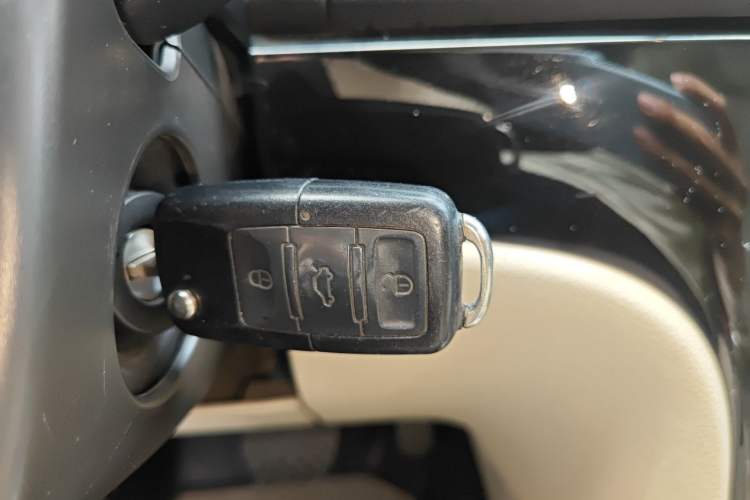 Used Volkswagen Lavida 2011 1.4 TSI DSG Prestige Edition Vehicle Key