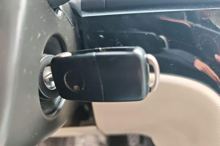 Used Volkswagen Lavida 2011 1.6L Automatic PinYou Edition Vehicle Key