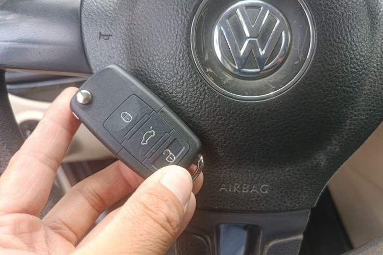 Used Volkswagen Lavida 2011 1.6L Automatic PinYou Edition Vehicle Key