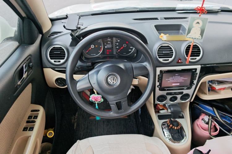 Used Volkswagen Lavida 2011 1.6L Automatic PinYou Edition Steering Wheel