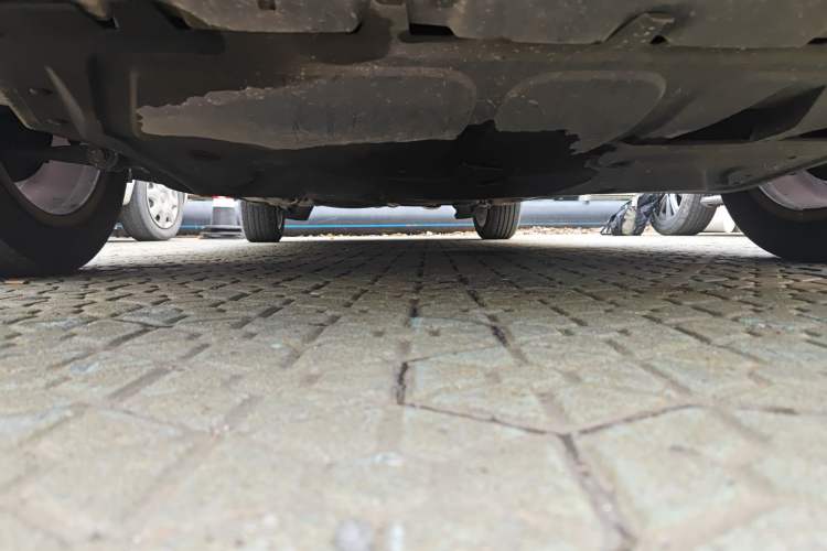 Used Volkswagen Lavida 2011 1.6L Automatic Pinxuan Edition Chassis Front