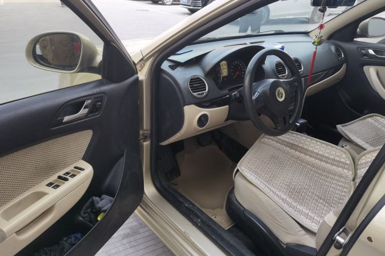 Used Volkswagen Lavida 2011 1.6L Automatic PinYou Edition Driver Seat