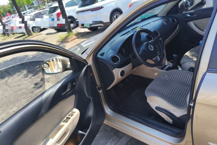 Used Volkswagen Lavida 2011 1.6L Manual Joy Version Driver Seat
