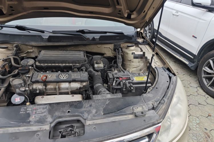 Used Volkswagen Lavida 2011 1.6L Automatic Pinxuan Edition Engine Bay Left