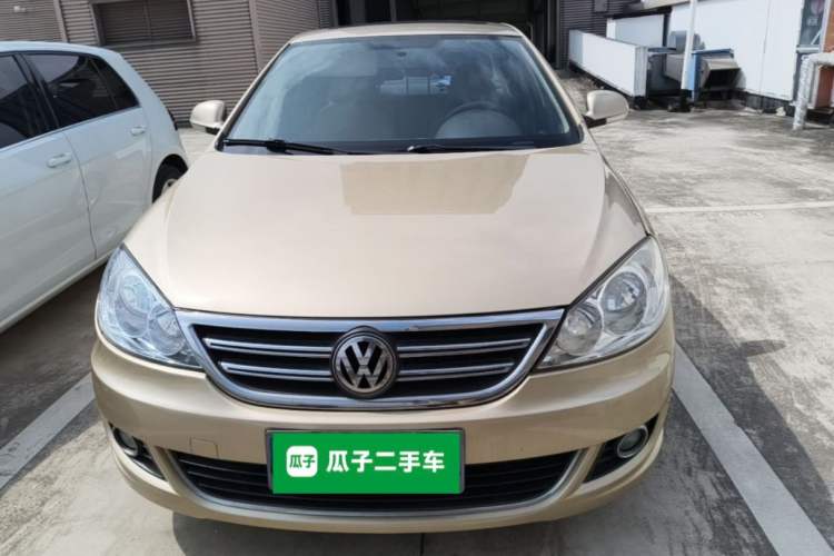 Used Volkswagen Lavida 2011 1.6L Manual - Premium Edition Front