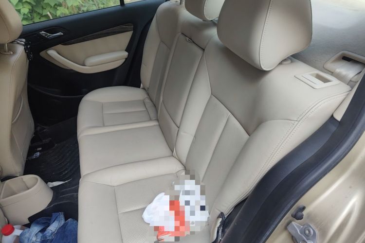 Used Volkswagen Lavida 2011 1.6L Automatic Pinxuan Edition Left Rear Seat