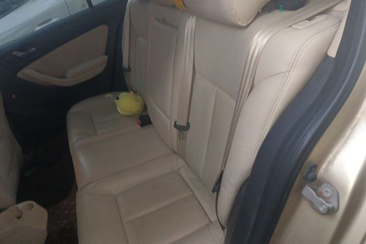Used Volkswagen Lavida 2011 1.6L Automatic Premium Edition Left Rear Seat