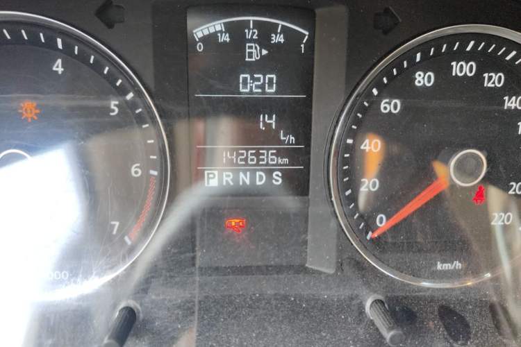 Used Volkswagen Lavida 2011 1.6L Automatic Pinxuan Edition Odometer Close Up
