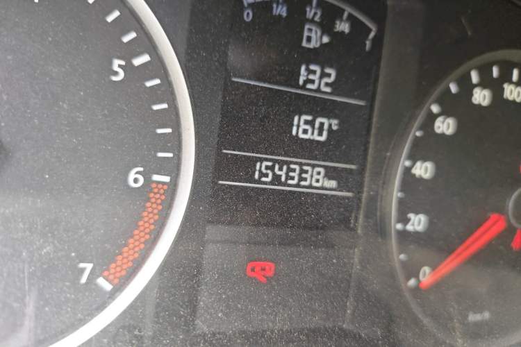 Used Volkswagen Lavida 2011 1.6L Manual Joy Version Odometer Close Up