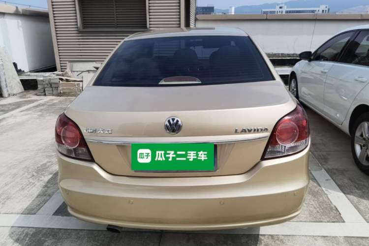 Used Volkswagen Lavida 2011 1.6L Manual - Premium Edition Rear
