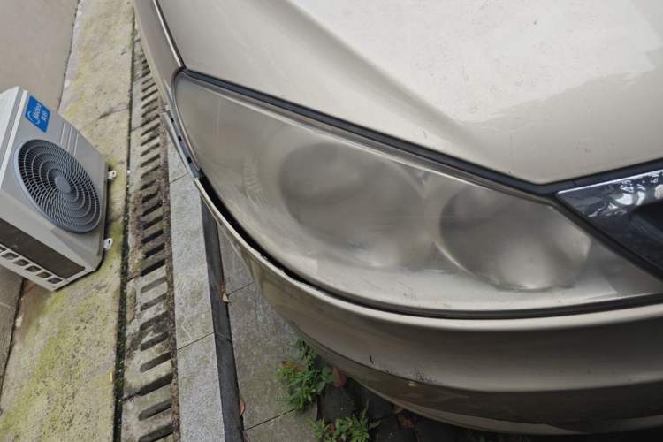 Used Volkswagen Lavida 2011 1.6L Automatic PinYou Edition Right Front Headlight