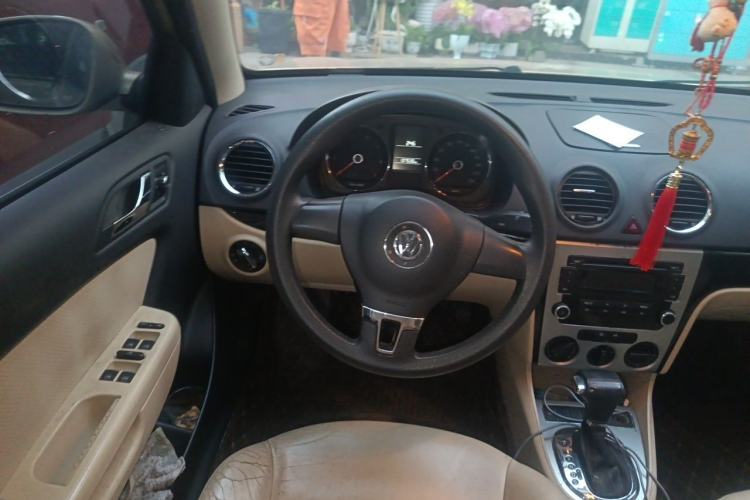 Used Volkswagen Lavida 2011 1.6L Automatic Premium Edition Steering Wheel