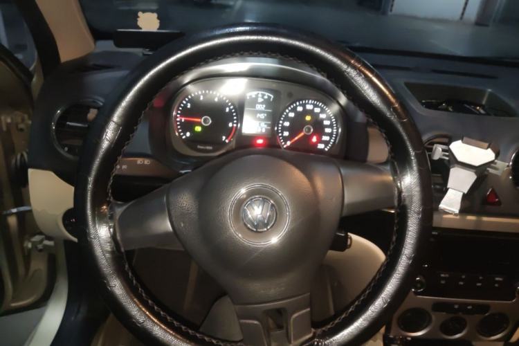 Used Volkswagen Lavida 2011 1.6L Automatic Premium Edition Steering Wheel