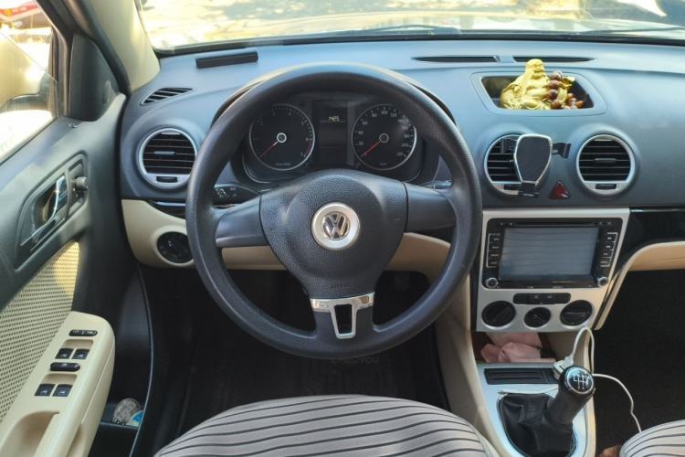 Used Volkswagen Lavida 2011 1.6L Manual Joy Version Steering Wheel