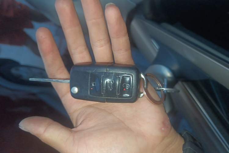 Used Volkswagen Lavida 2011 1.6L Automatic Premium Edition Vehicle Key
