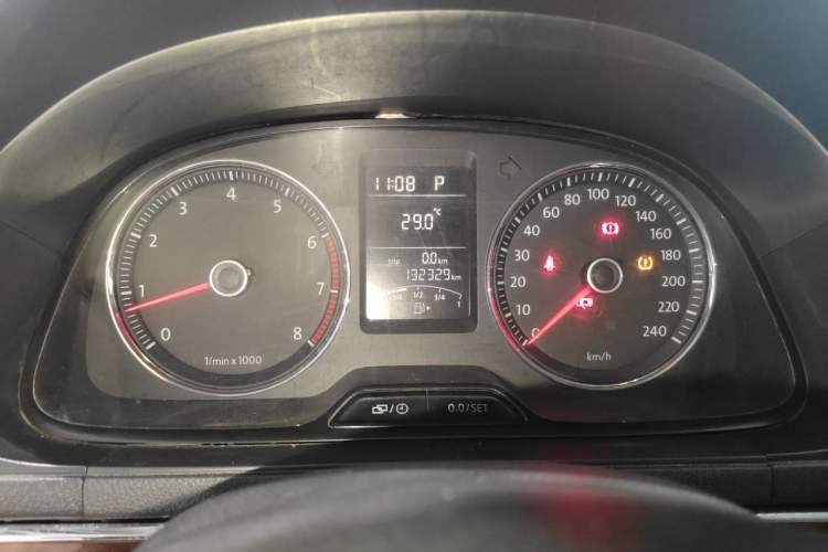 Used Volkswagen Lavida  Instrument Cluster