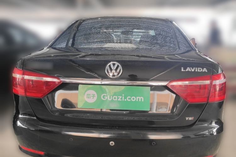 Used Volkswagen Lavida  Rear