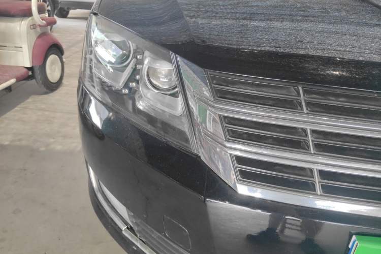 Used Volkswagen Lavida  Right Front Headlight