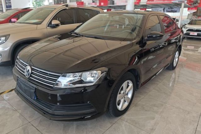 Used Volkswagen Lavida 2013 Revised Classic 1.6L Automatic Fashion Edition