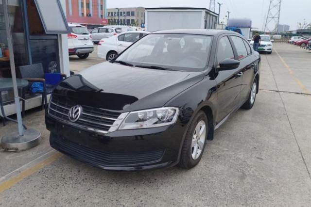 Used Volkswagen Lavida 2013 Revised Classic 1.6L Automatic Fashion Edition