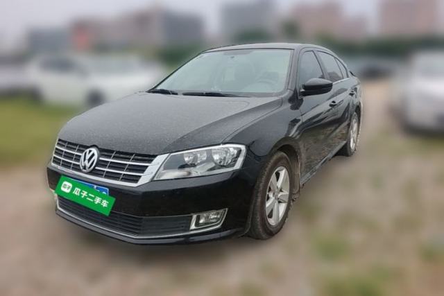 Volkswagen Lavida 2013 Revised Classic 1.6L Automatic Fashion Edition de segunda mano